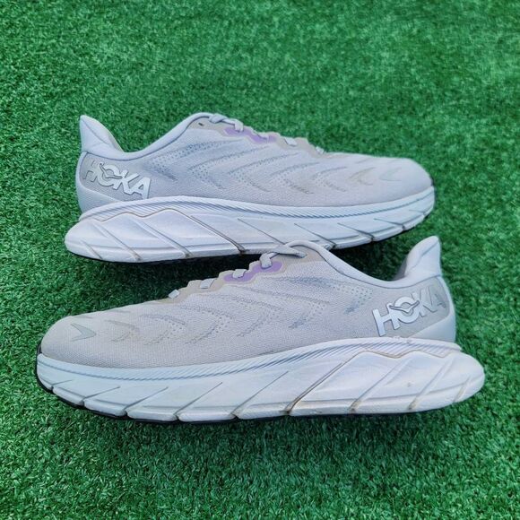 Hoka One One Shoes - Hoka One One ARAHI 6 Wide - Women's running shoes  - Size 7.5D